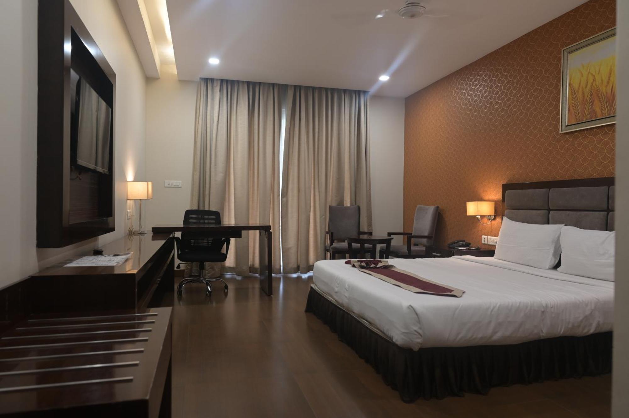 The Wave International Resort Bundu Εξωτερικό φωτογραφία